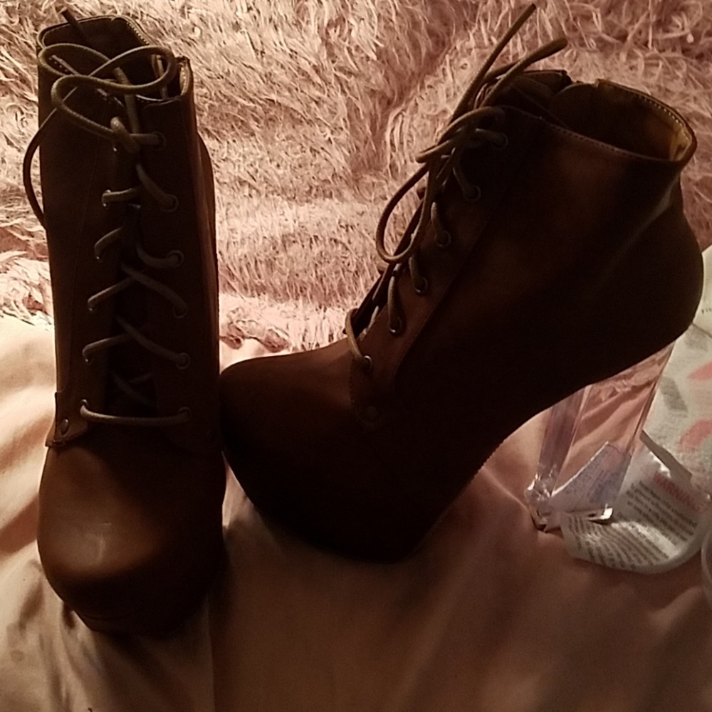 Congaic boots